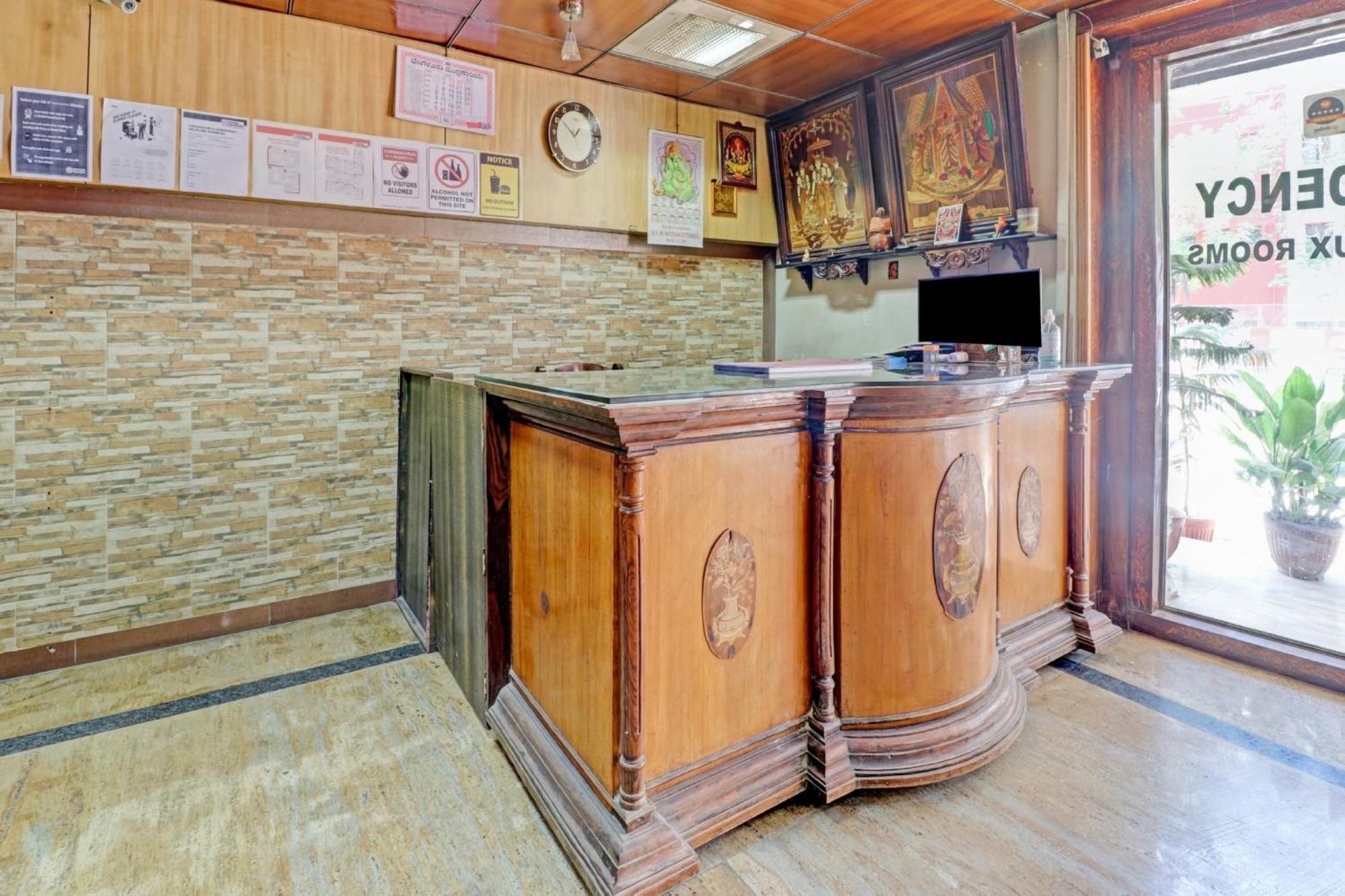 Hotel O Royal Grand Residency Near Lalbagh Botanical Garden Bangalore Esterno foto