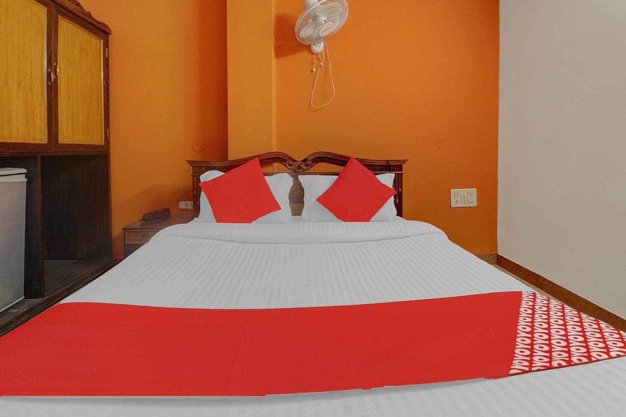Hotel O Royal Grand Residency Near Lalbagh Botanical Garden Bangalore Esterno foto