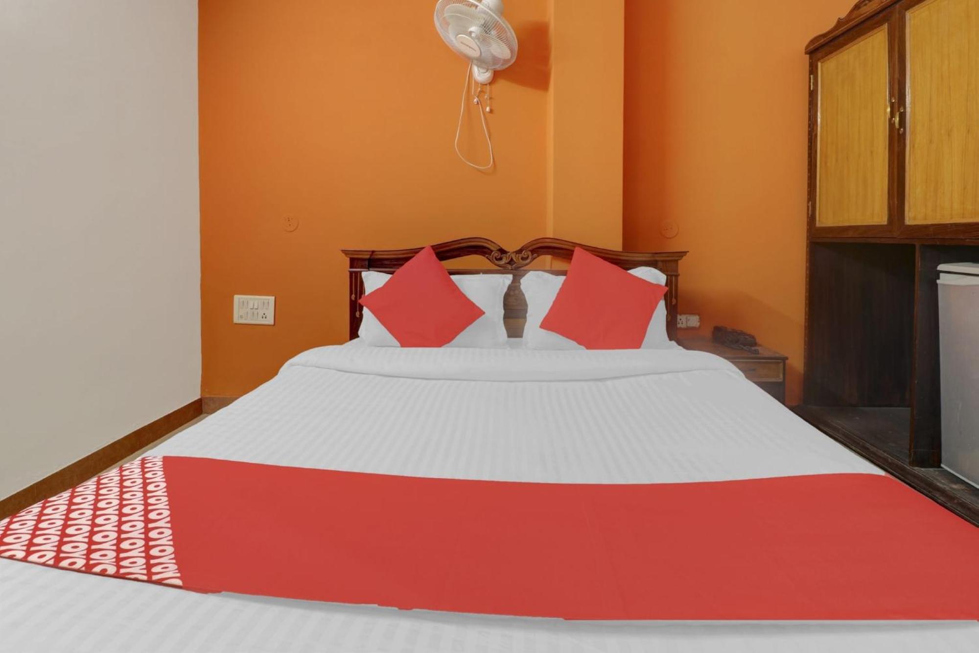 Hotel O Royal Grand Residency Near Lalbagh Botanical Garden Bangalore Esterno foto