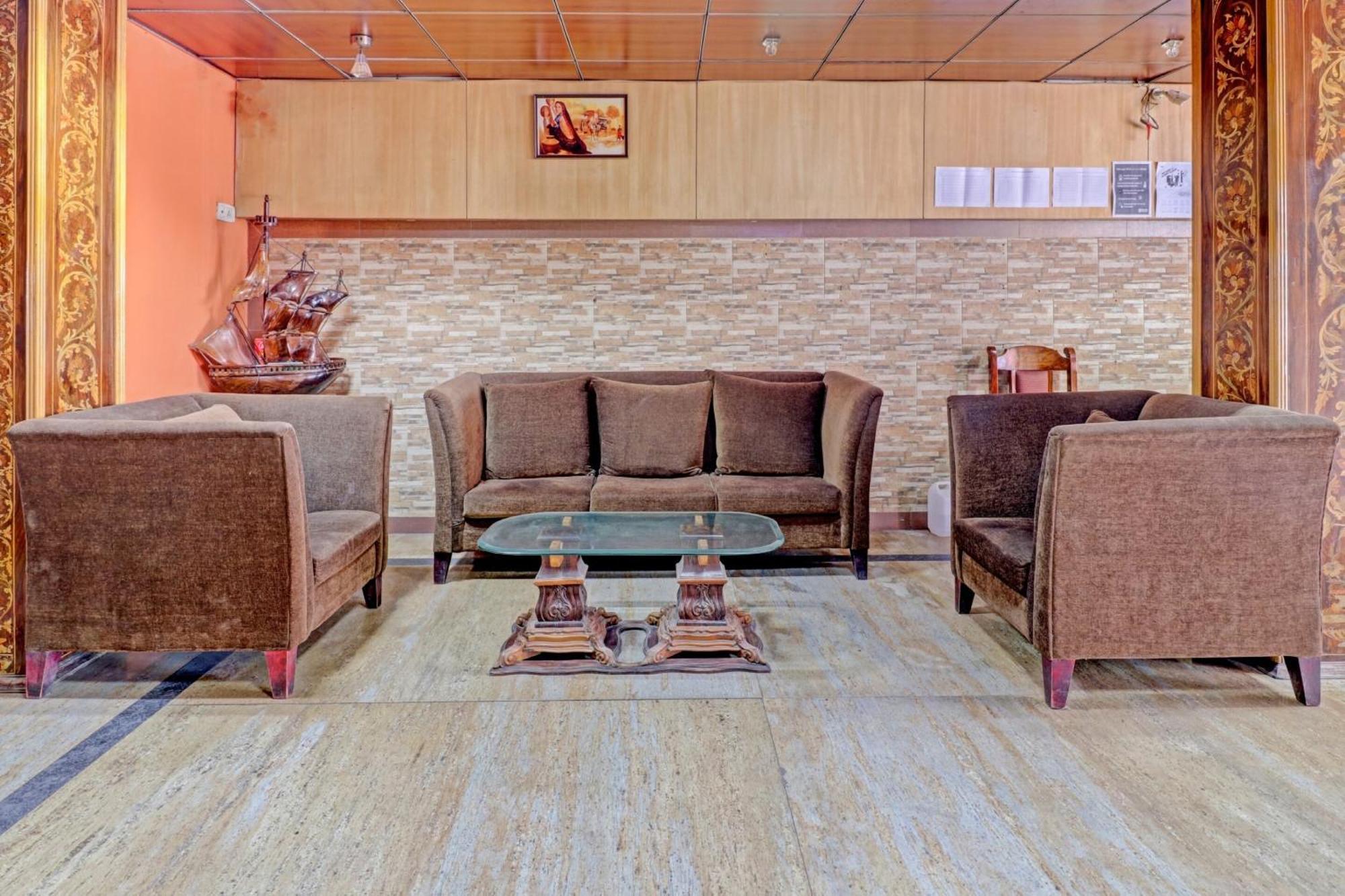Hotel O Royal Grand Residency Near Lalbagh Botanical Garden Bangalore Esterno foto