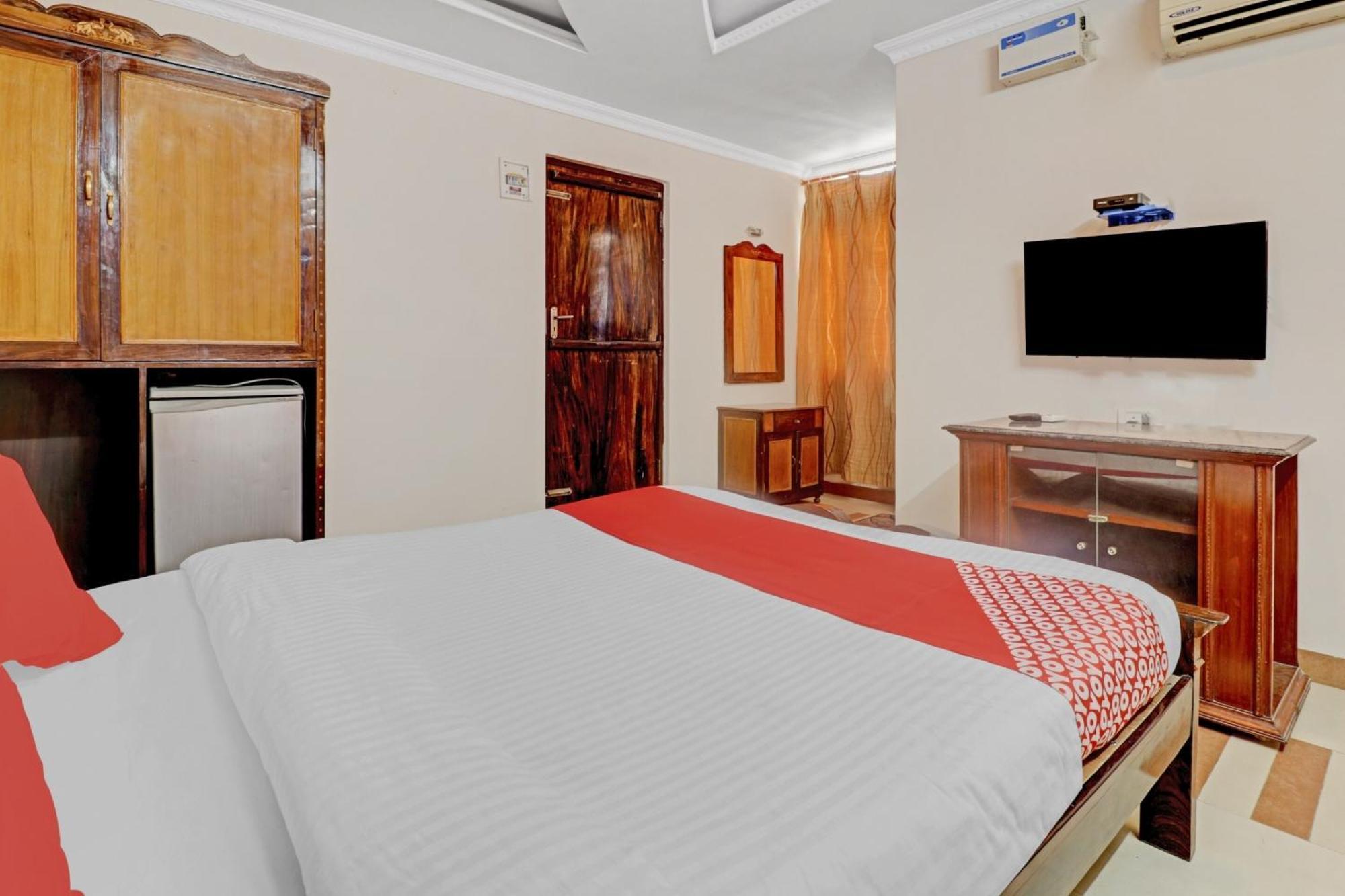 Hotel O Royal Grand Residency Near Lalbagh Botanical Garden Bangalore Esterno foto