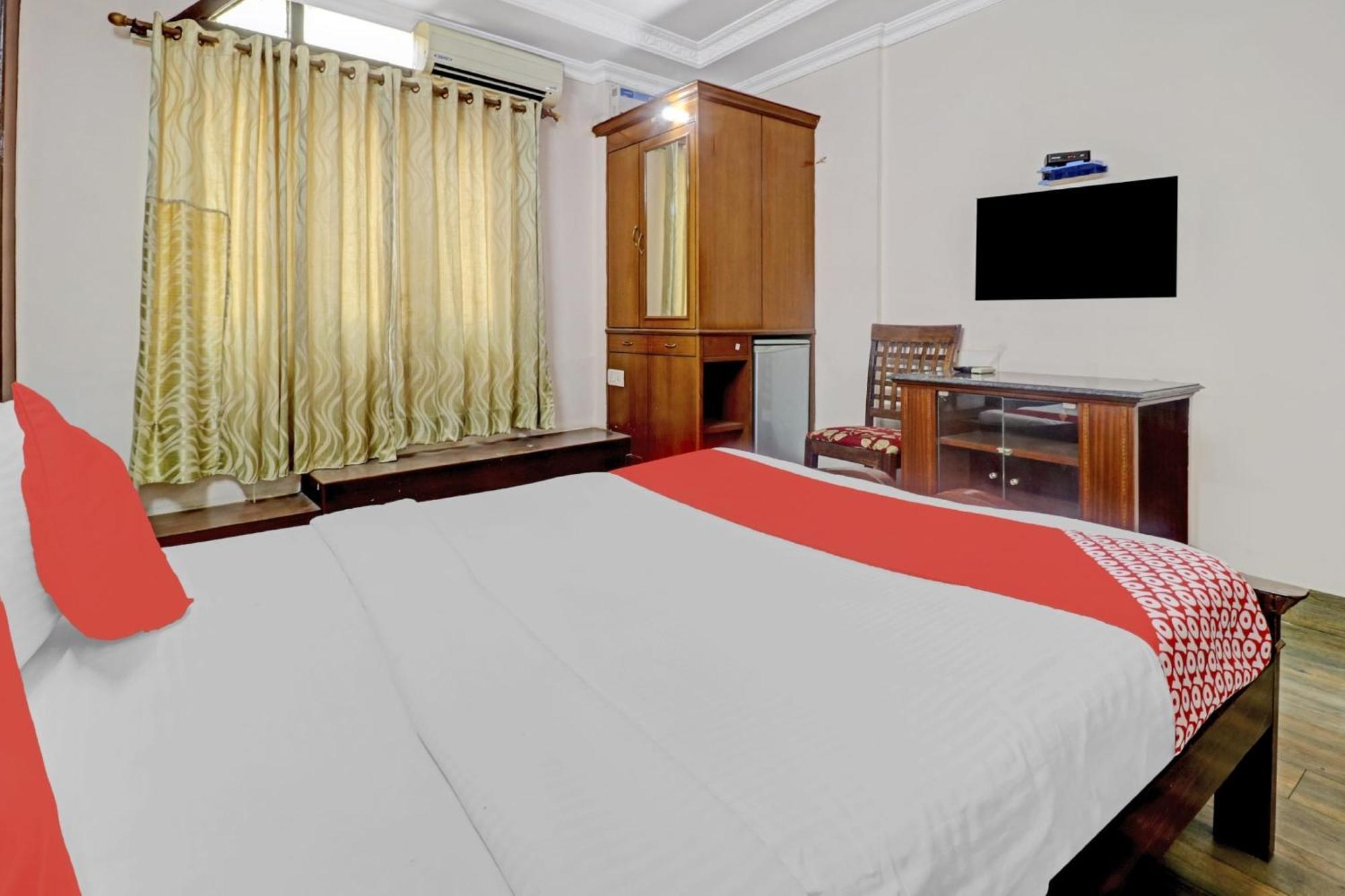 Hotel O Royal Grand Residency Near Lalbagh Botanical Garden Bangalore Esterno foto