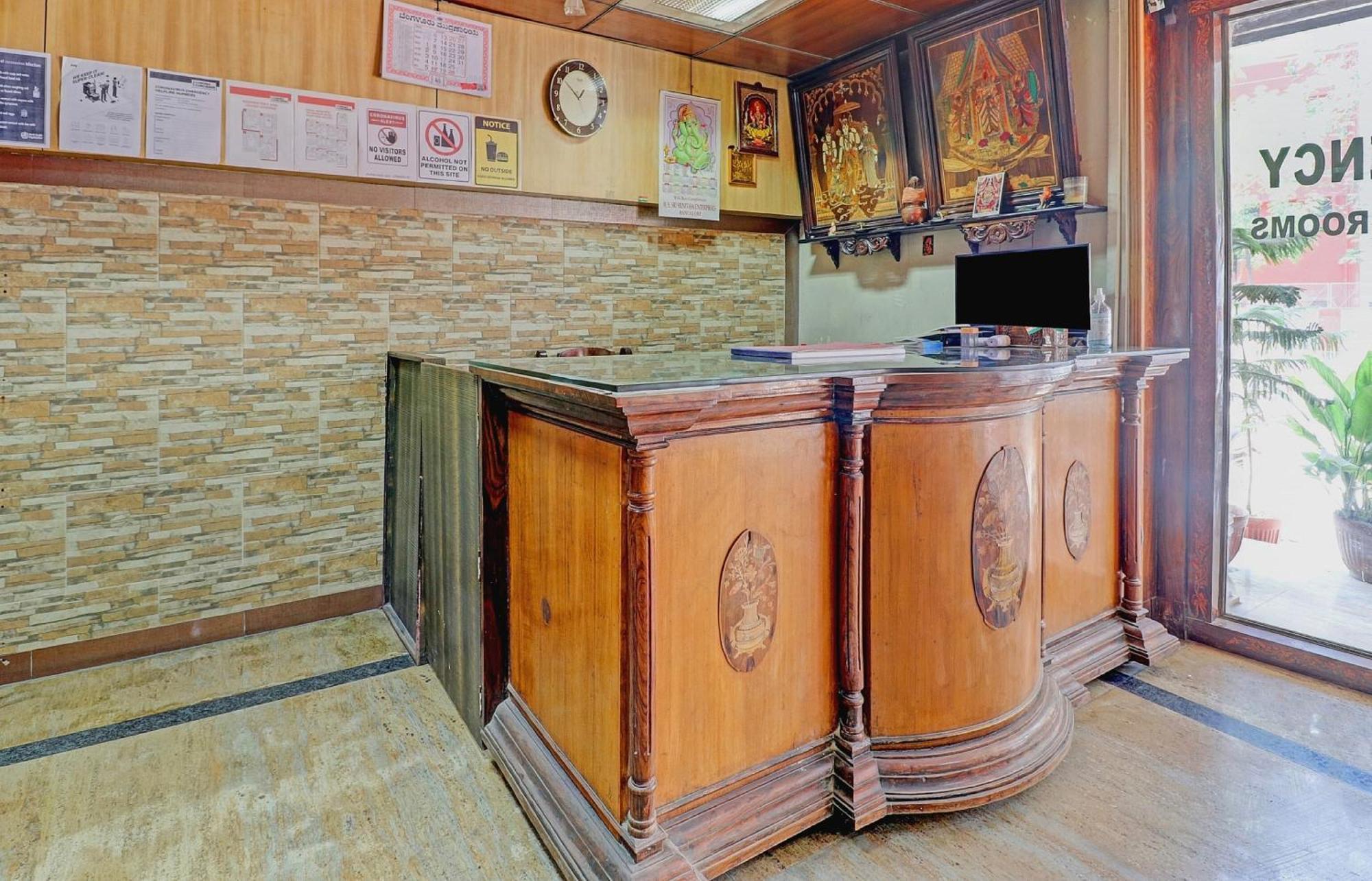 Hotel O Royal Grand Residency Near Lalbagh Botanical Garden Bangalore Esterno foto